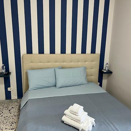 نابولي B&B Rosy المظهر الخارجي الصورة