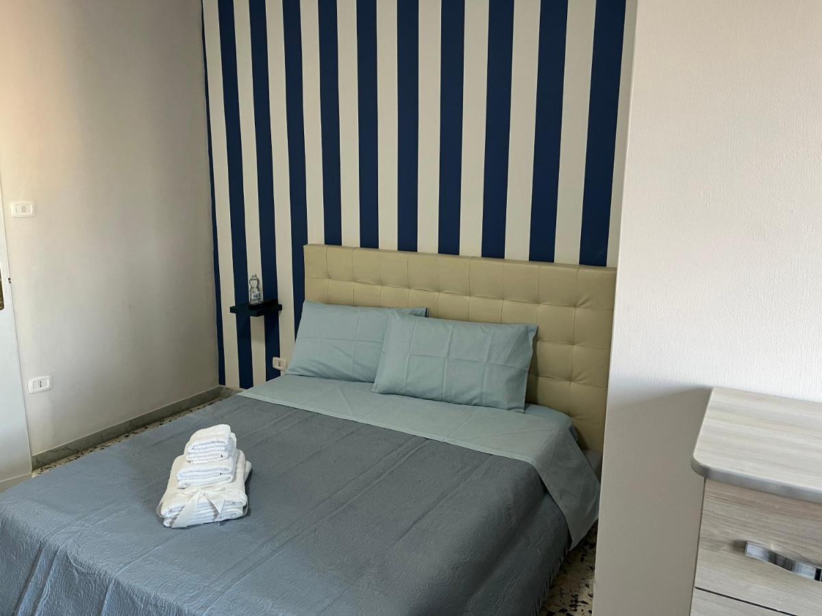 نابولي B&B Rosy المظهر الخارجي الصورة